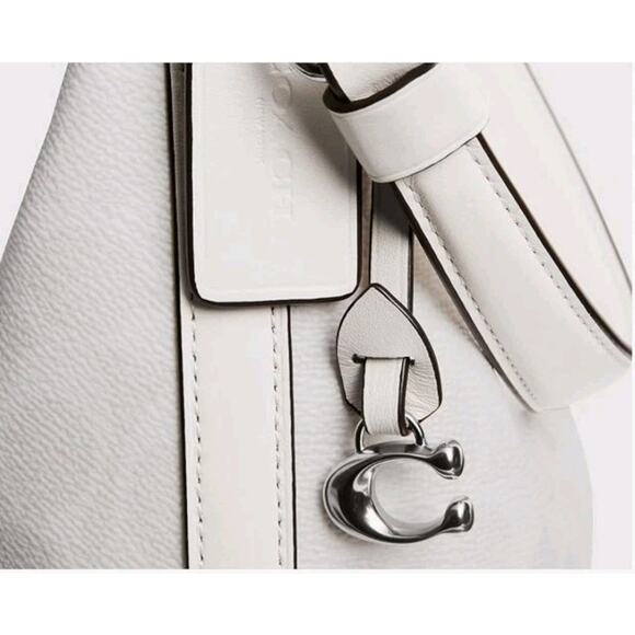 NWT COACH Juliet Shoulder Bag 25 In Signature Canvas White Chalk Silver CAM26 - Picture 3 of 5